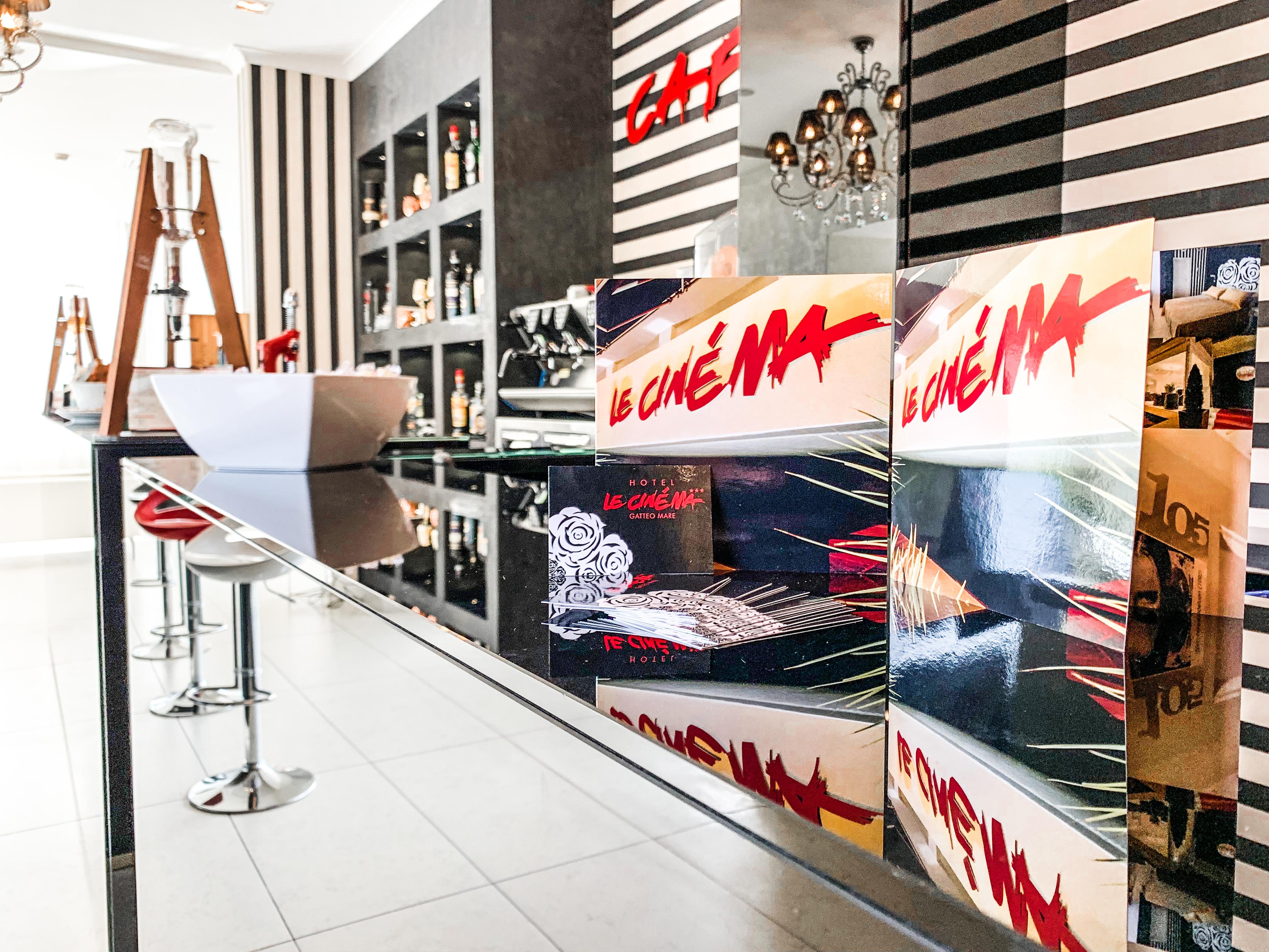 Hotel Le Cinema Гатео а Маре Екстериор снимка