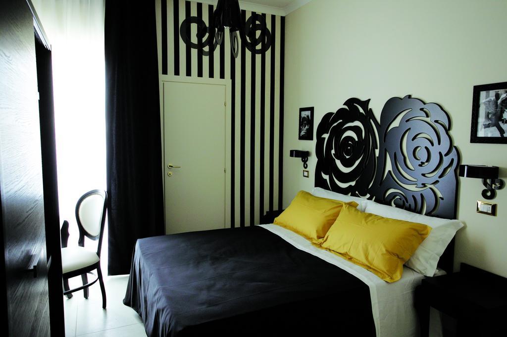 Hotel Le Cinema Гатео а Маре Екстериор снимка